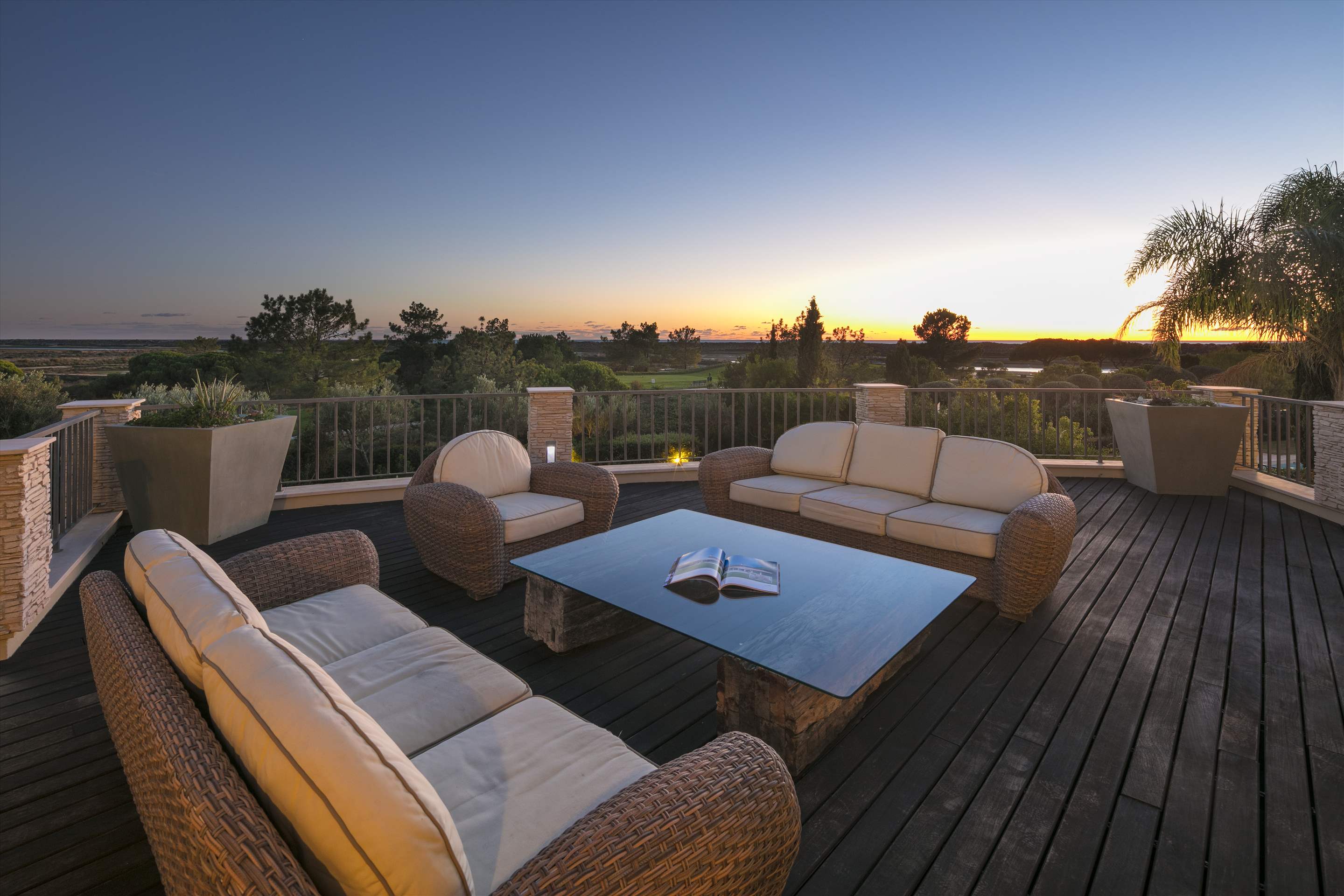 Villa Atlantico 94 - 6 Bedroom Villa in Quinta do Lago