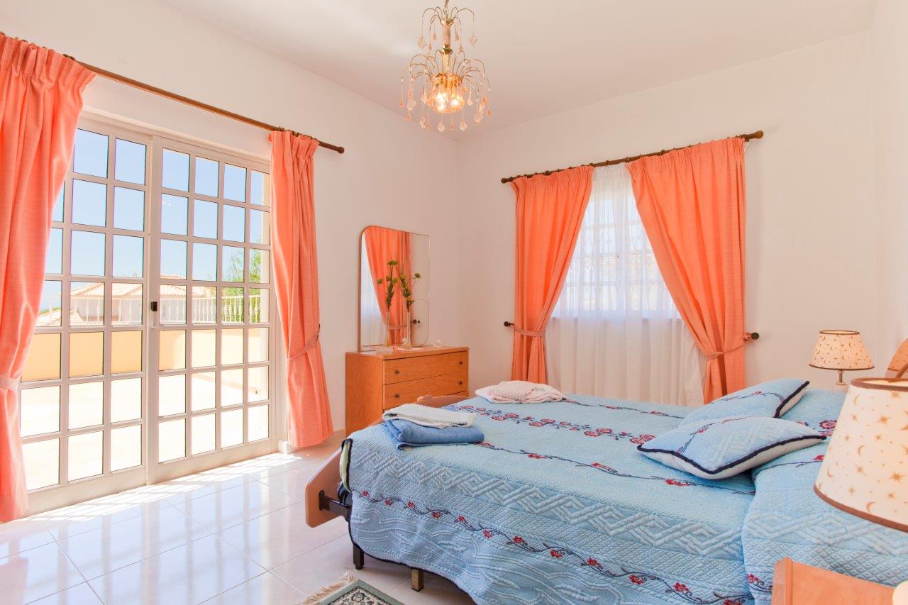 Villa Bonita - 5 Bedroom Villa in Praia da Gale