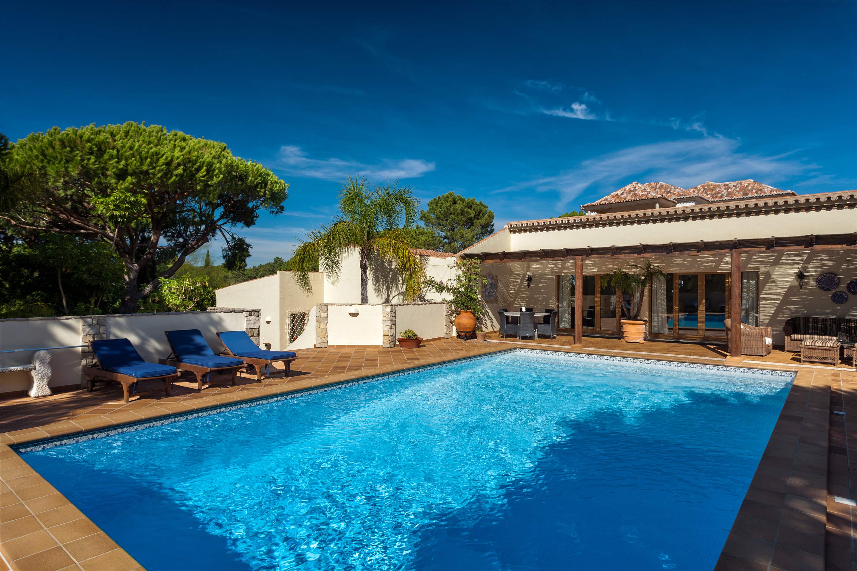 Villa Dulcina - 5 Bedroom Villa in Vale do Lobo