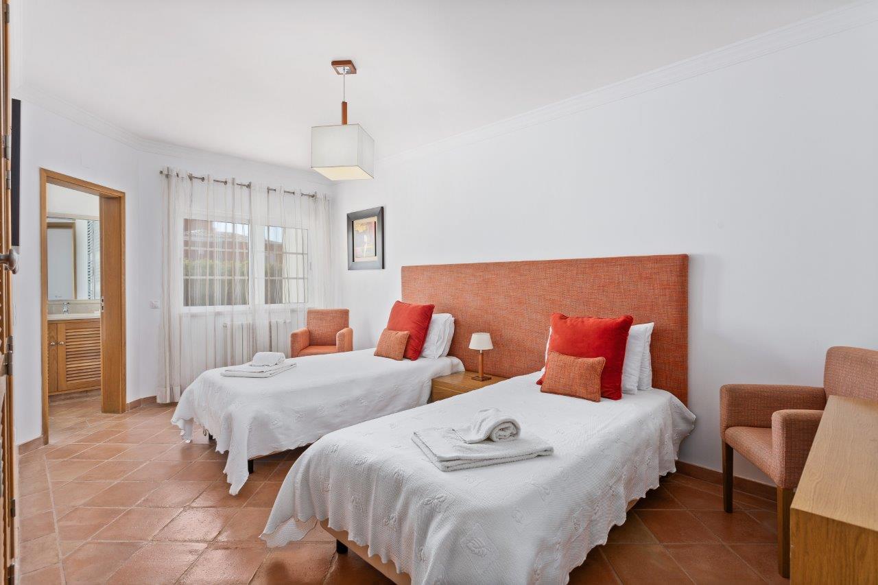 Villa Estelle - 4 Bedroom Villa in Vila Sol, Vilamoura